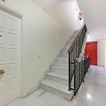 Beautiful Just 5 Minutes From The Apartment *