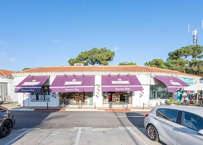 Апартаменти Beautiful Just 5 Minutes From The Марбелья