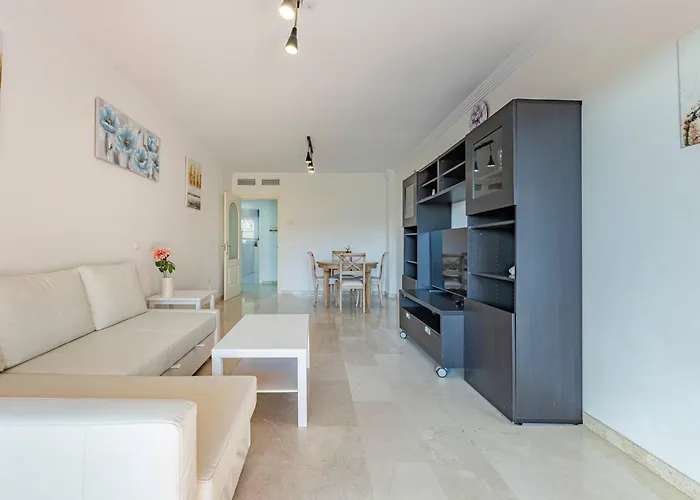 Beautiful Just 5 Minutes From The