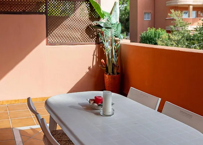 Beautiful Just 5 Minutes From The