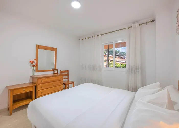 Beautiful Just 5 Minutes From The * Marbella