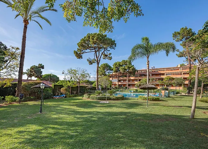 Beautiful Just 5 Minutes From The * Marbella