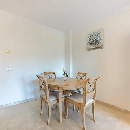 Appartement Beautiful Just 5 Minutes From The