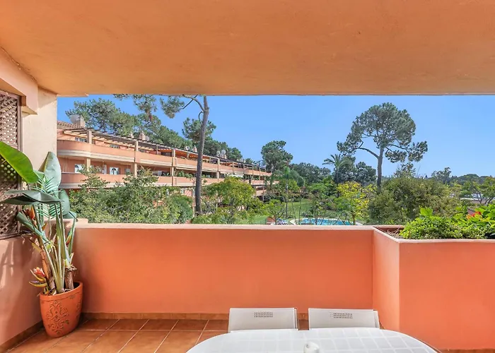 Beautiful Just 5 Minutes From The *